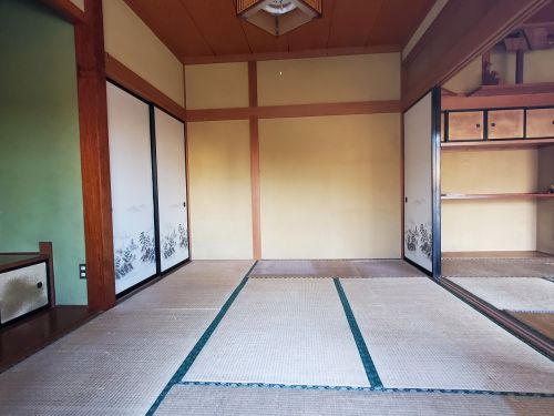 detached 布施