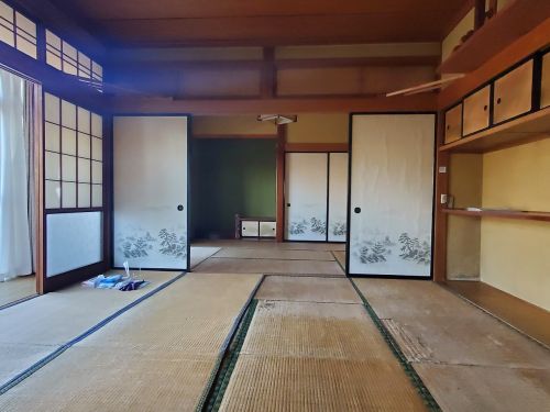 detached 布施