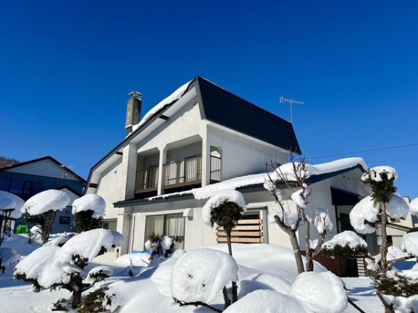 detached 芦別市本町１１４８番地の７７
【位置
