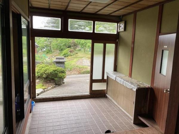 detached 住所： 〒 925-0623 本江町