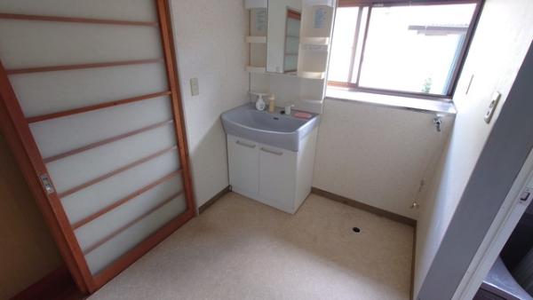 detached 〒029-1201　一関市室根町折壁