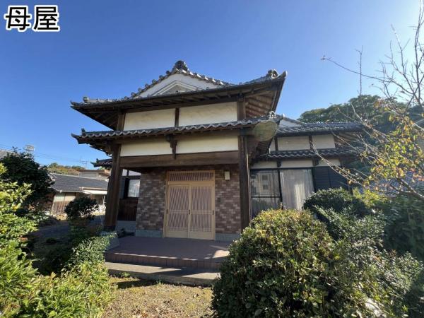 Cheap house in Kagoshima Ken, Japan.
