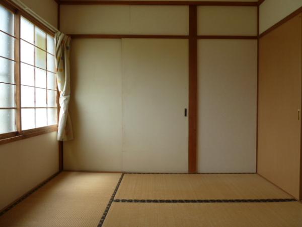 apartment 西７条南２４丁目