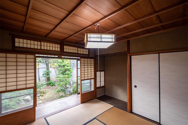 detached 小山下総町