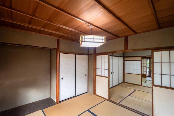 detached 小山下総町