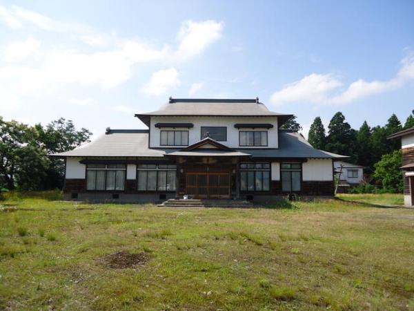 detached 秋田県大仙市藤木字八幡腰 地図を見る