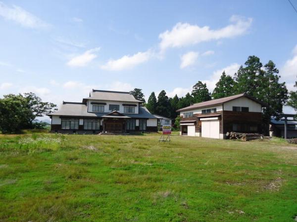 detached 秋田県大仙市藤木字八幡腰 地図を見る