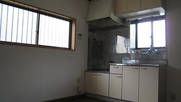 detached 西寺方町