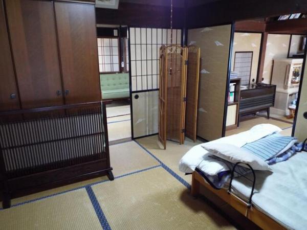 detached 左右山