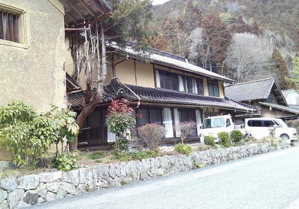 detached 岡山県新見市哲多町蚊家