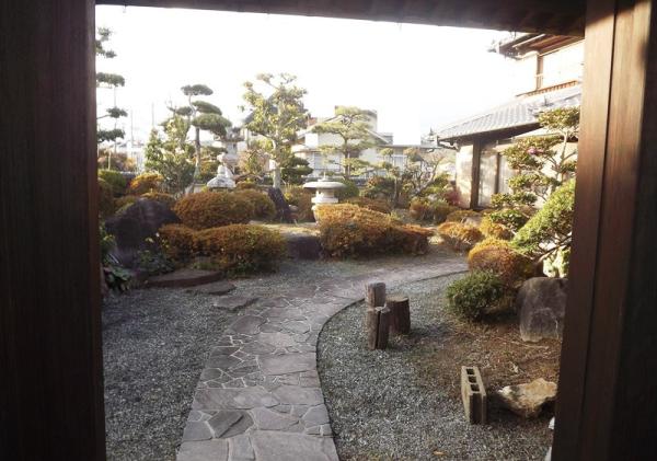 detached 飾東町庄