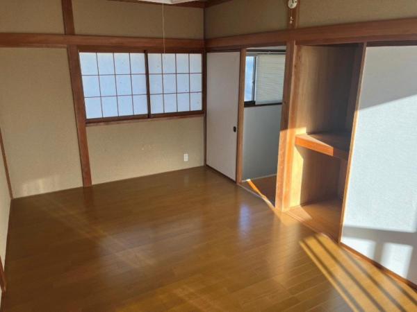 detached 箕輪町（沢）