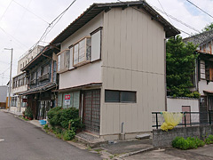  香川県東かがわ市三本松