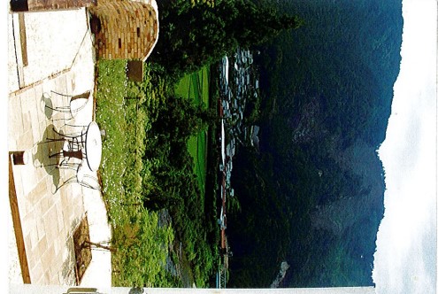 detached 熊野川町日足