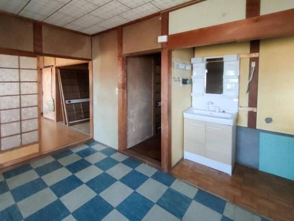 detached 坂出市瀬居町682番地