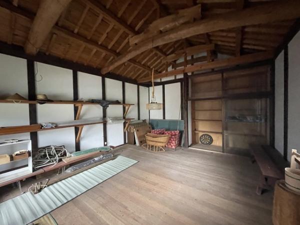 detached 向原町有留