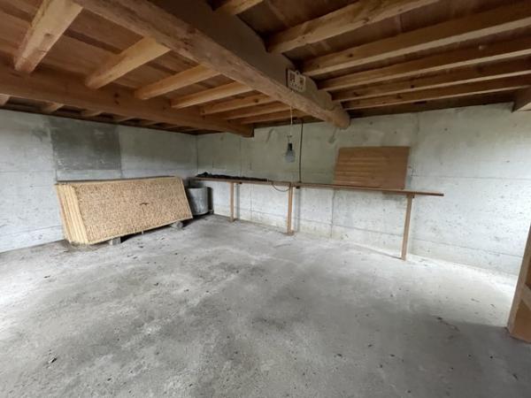 detached 向原町有留