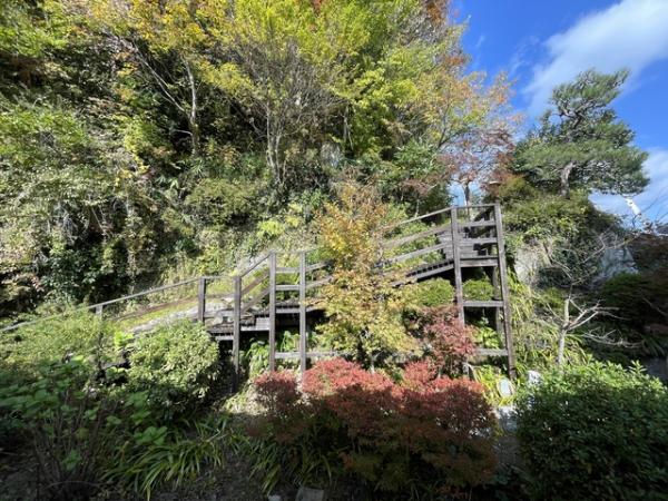 detached 向原町有留