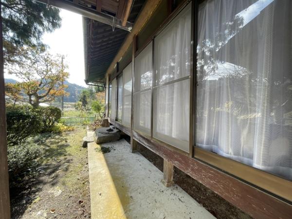 detached 向原町有留