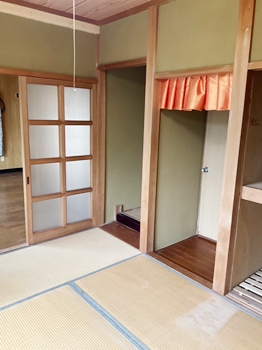 detached 船井郡