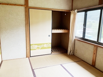detached 船井郡