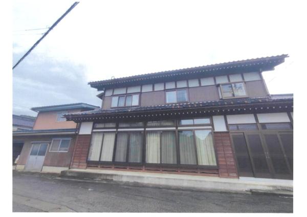 Cheap house in Toyama Ken, Japan.