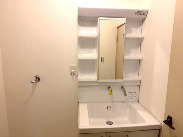 apartment 北安江1丁目