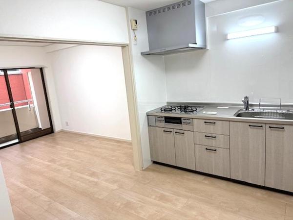 apartment 北安江1丁目