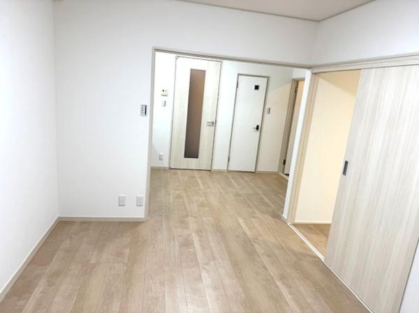 apartment 北安江1丁目