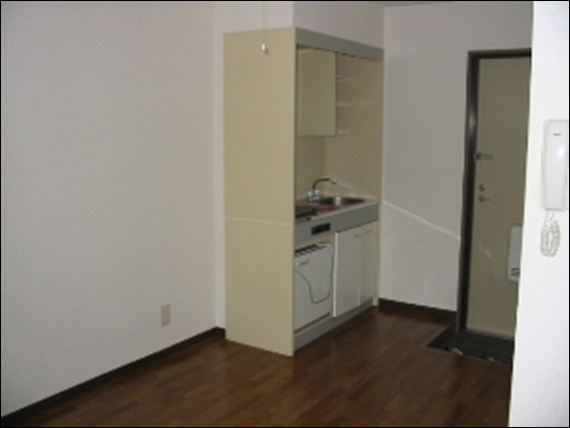 apartment 長尾元町5