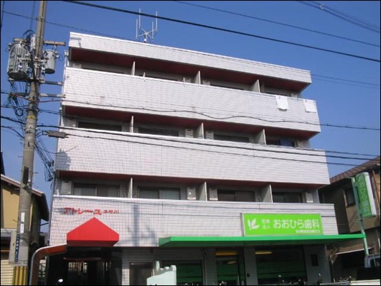 apartment 池田西町6