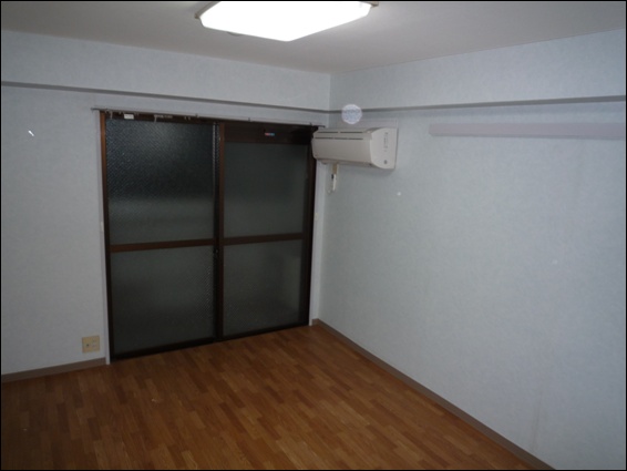 apartment 池田西町6