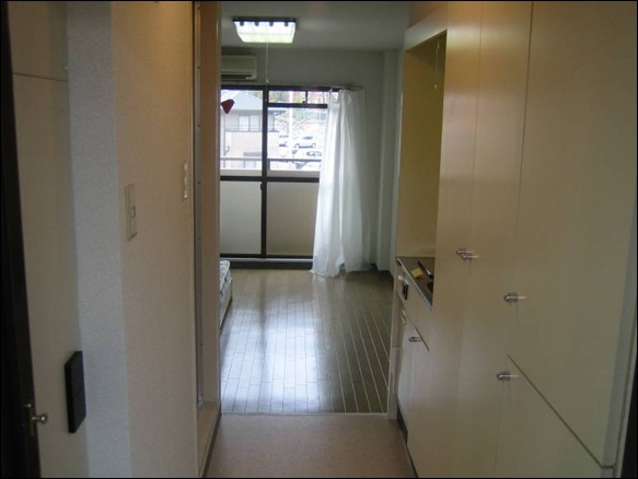 apartment 長尾家具町5