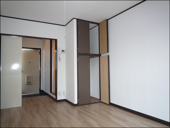 apartment 香里新町2