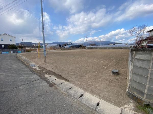  吉野町柿原字シノ原73番2　外3筆