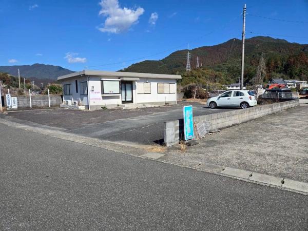 commercial 大字川長字新光寺12番3