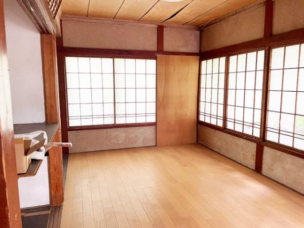 detached 板倉区下米沢