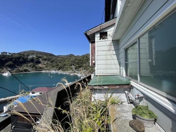 detached 大島町波浮港1番地