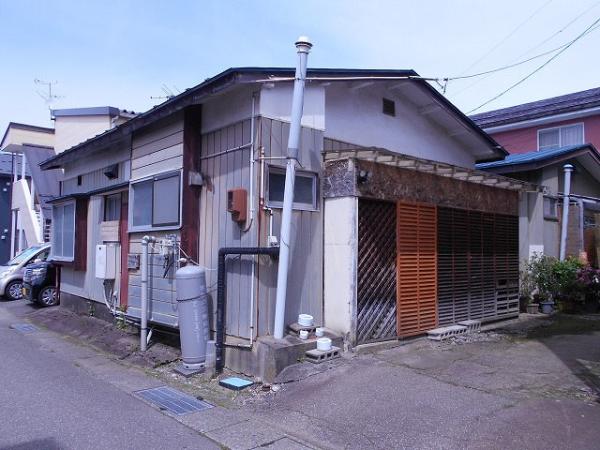 detached 亀賀二丁目