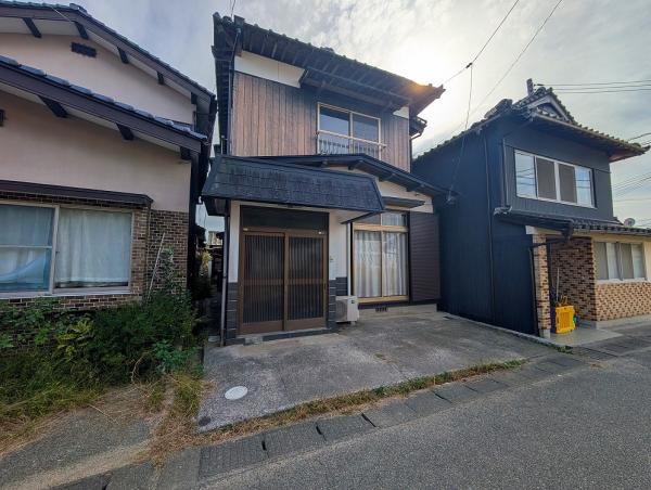 detached 大字平生町