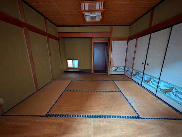 detached 大字平生町