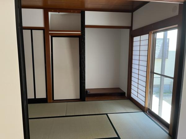 detached 中一色町弥六山30番地2