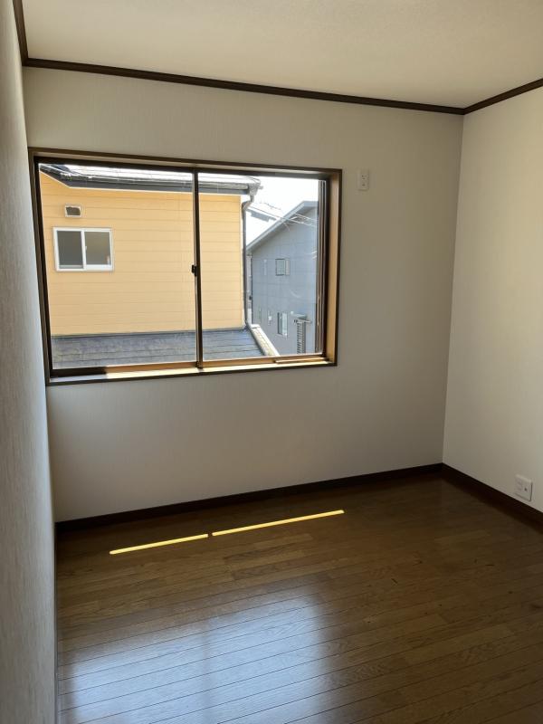 detached 中一色町弥六山30番地2