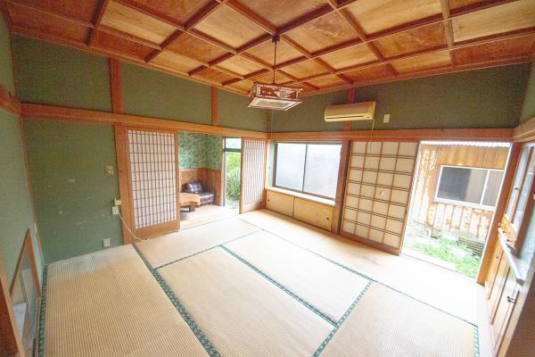 detached 下水流町