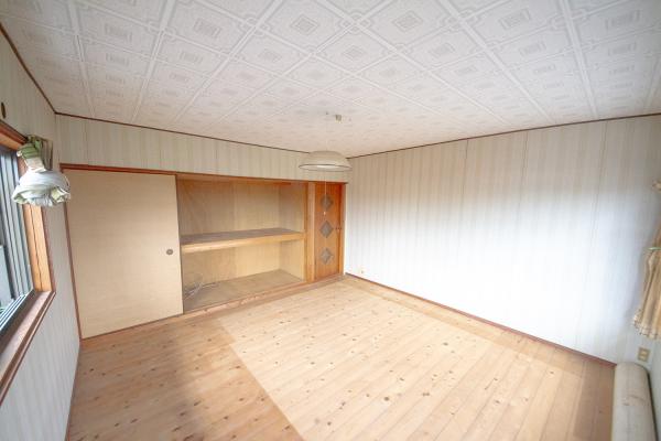 detached 下水流町