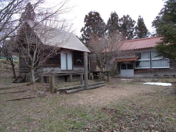 detached 三瓶町