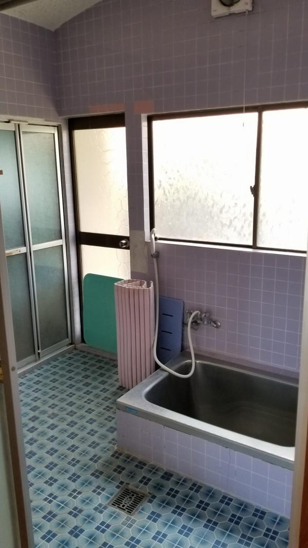 detached 小林市堤