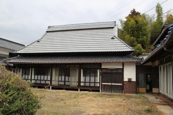 detached 矢掛町江良