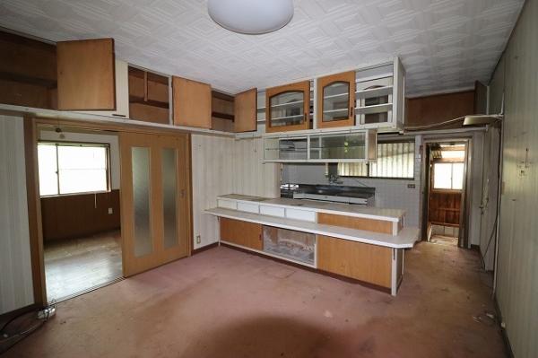 detached 大字小松開作