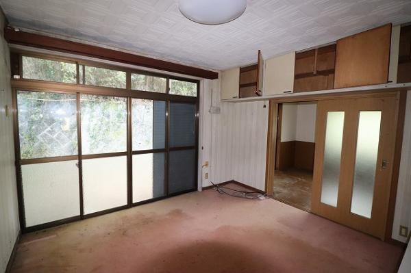 detached 大字小松開作